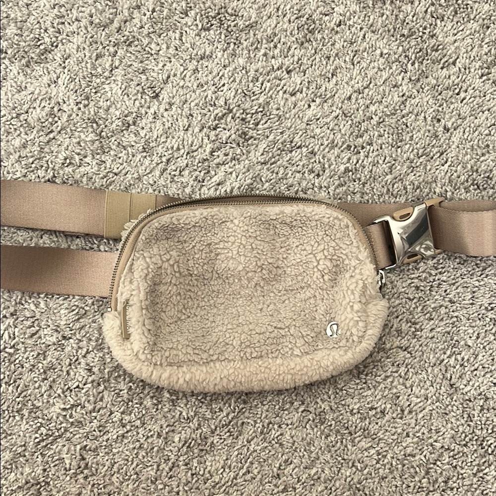 Fuzzy Lululemon Beltbag